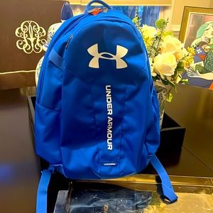 BNWT UNDER ARMOUR Hustle Lite unisex backpack